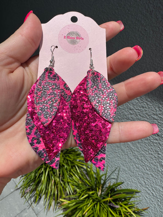 🩷Sassy Earrings 🩷