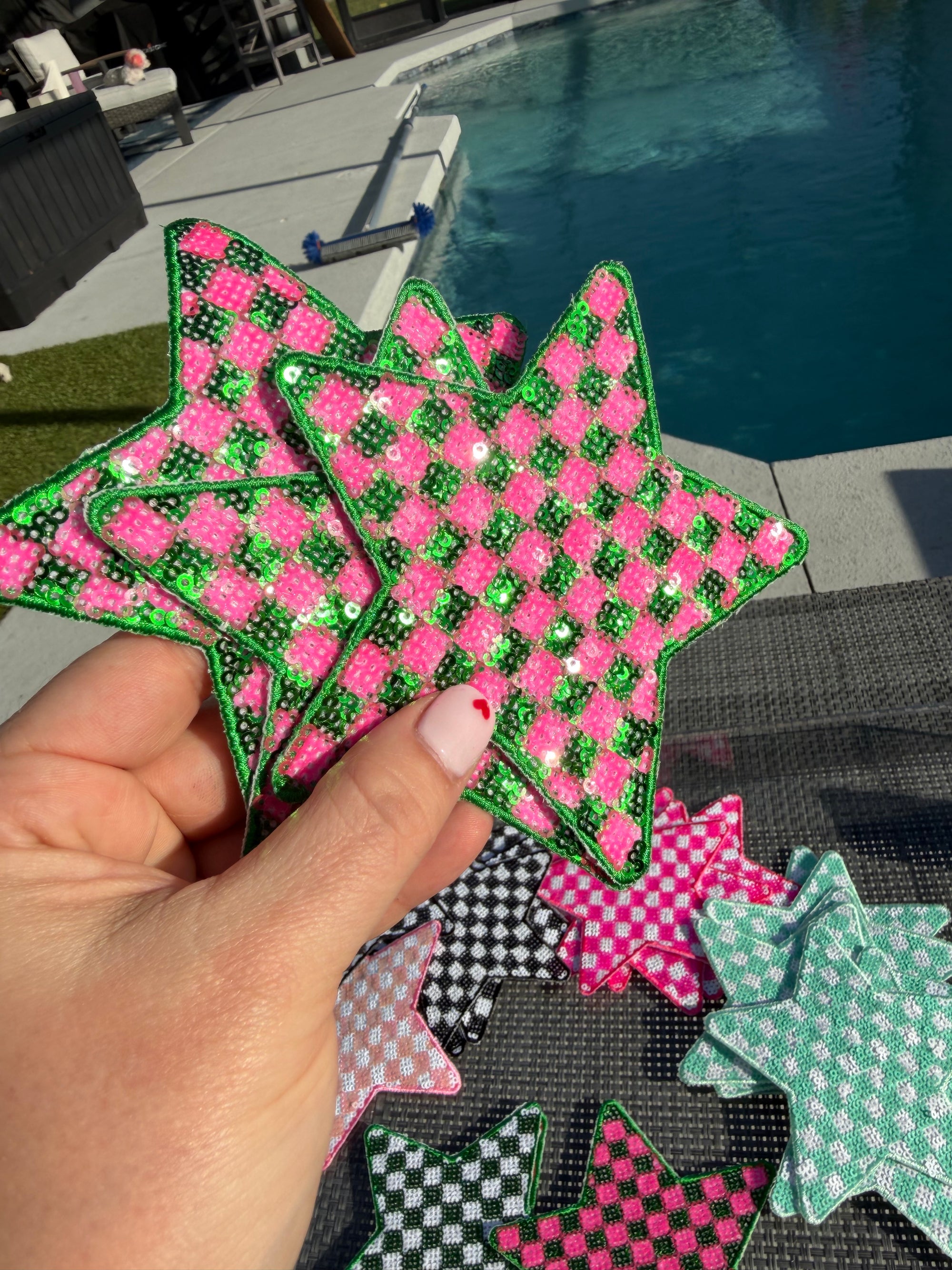 Large Checkered Stars ⭐️