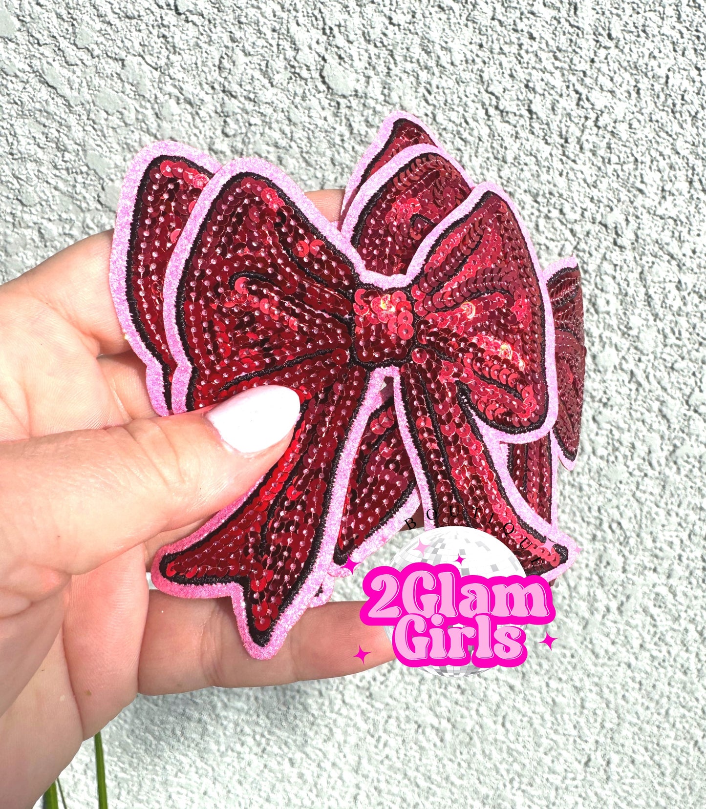 Red sequin bows with pink glitter 🩷